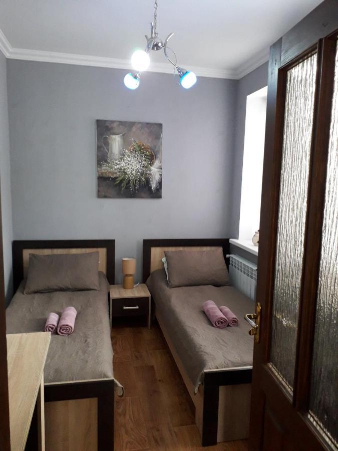 Apartament On Levanevskogo 2 Apartment Kamianets Podilskyi Bagian luar foto